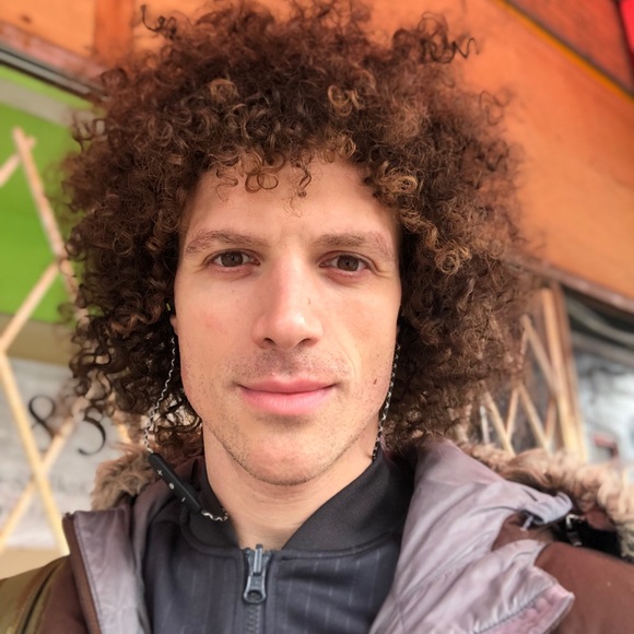 Meet your Posher, Jesse - Picture 1 of 2